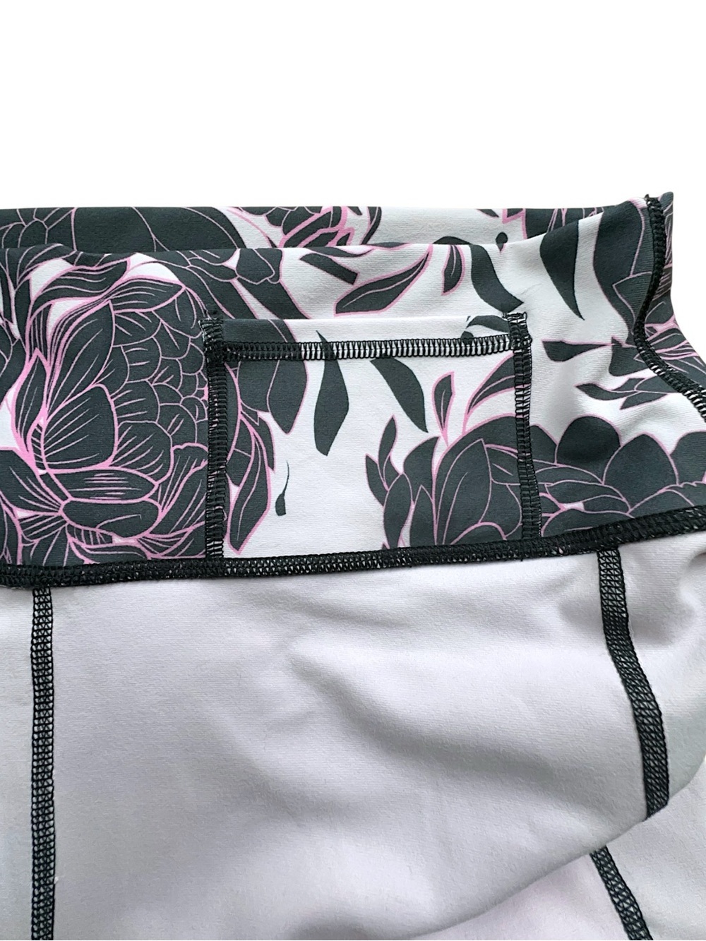 GURU ACTIVE NWOT FLORAL LEGGING PINK & BLACK SIDE & INTERIOR POCKETS | LARGE - Picture 8 of 11